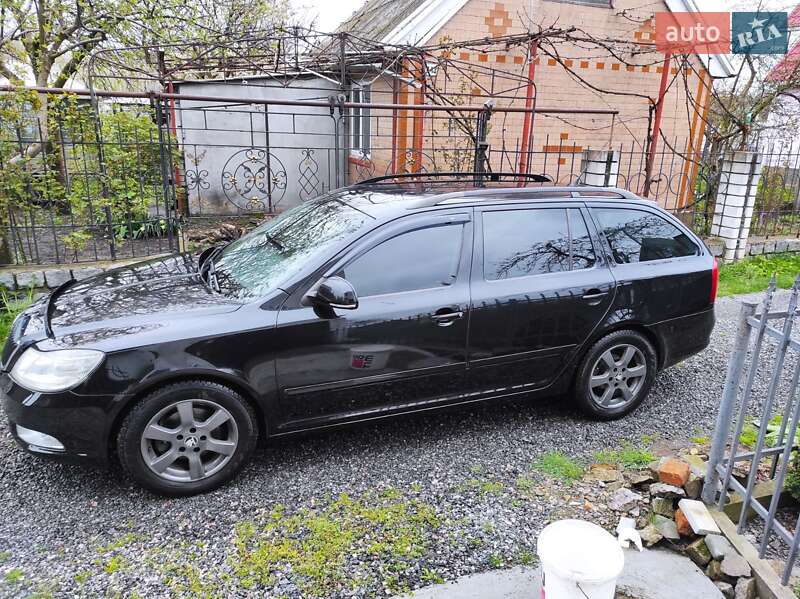 Универсал Skoda Octavia 2011 в Черкассах