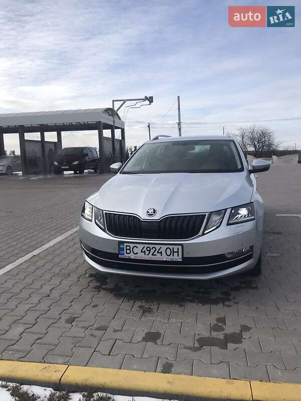 Універсал Skoda Octavia 2017 в Радехові