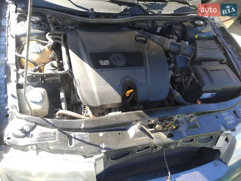 Лифтбек Skoda Octavia 2008 в Гусятине