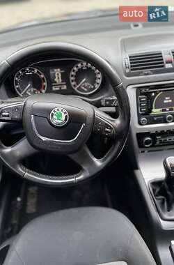 Лифтбек Skoda Octavia 2012 в Харькове