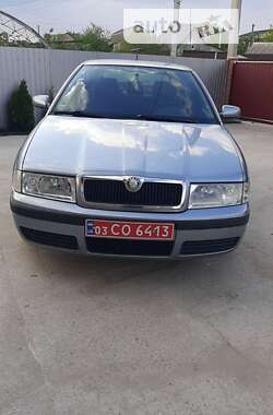 Лифтбек Skoda Octavia 2004 в Киеве