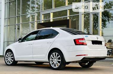 Лифтбек Skoda Octavia 2017 в 