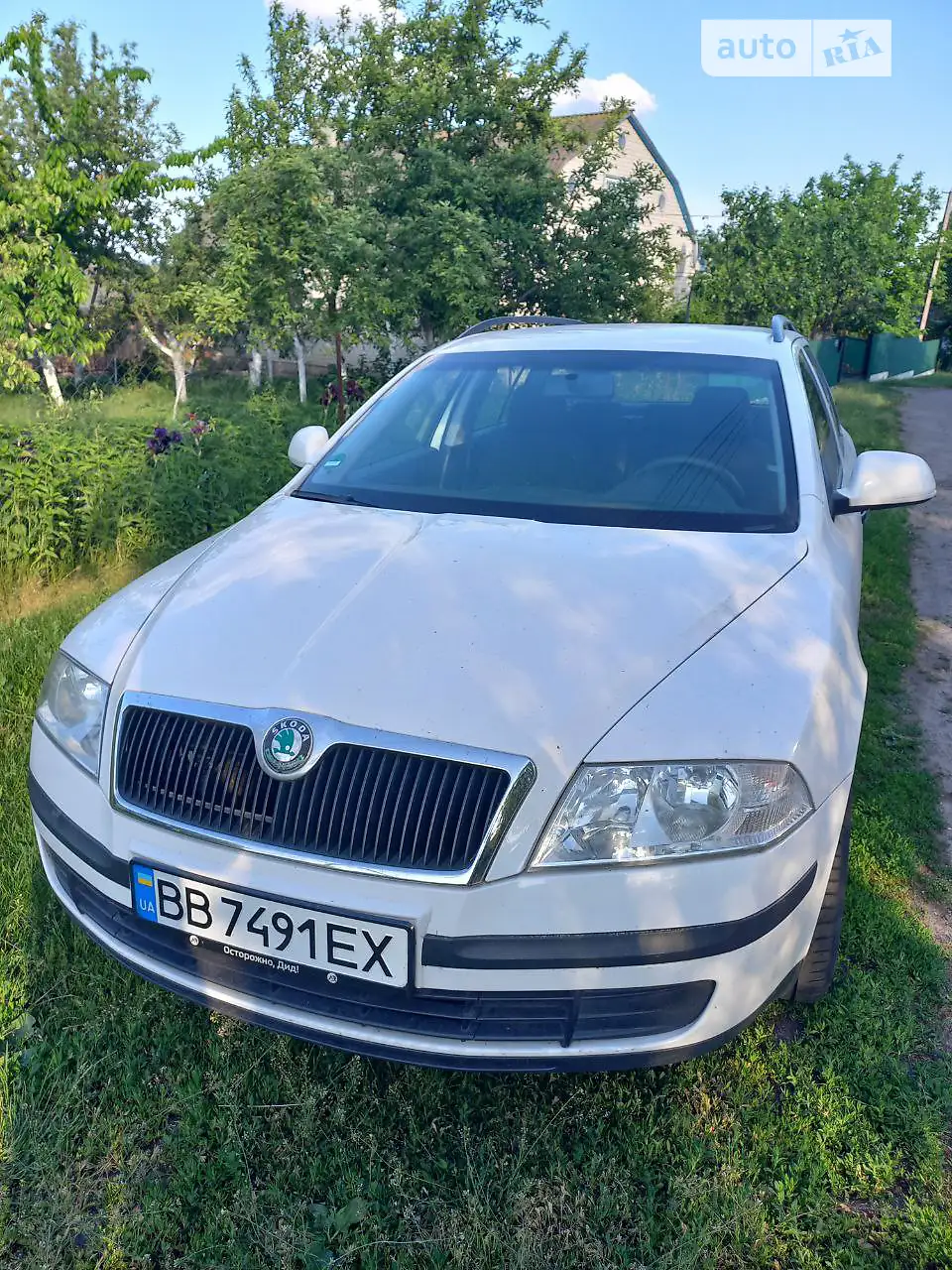 2010 Skoda Octavia - мініатюра 12