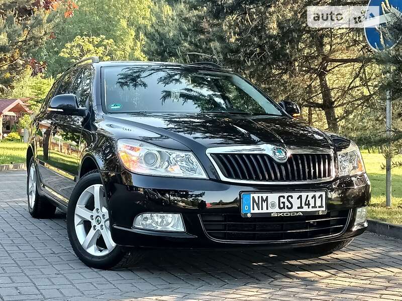 Універсал Skoda Octavia 2013 в Дрогобичі
