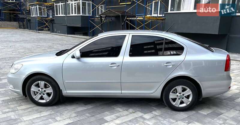 Ліфтбек Skoda Octavia 2012 в Охтирці