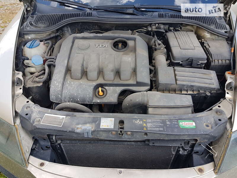 Ліфтбек Skoda Octavia 2004 в 