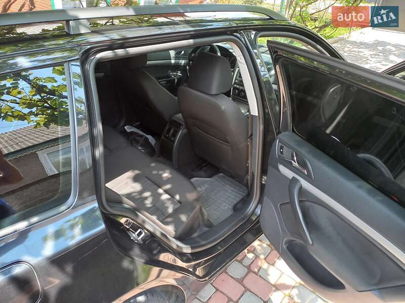 Універсал Skoda Octavia 2011 в Черняхові