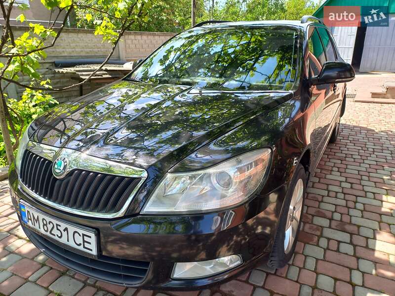 Універсал Skoda Octavia 2011 в Черняхові