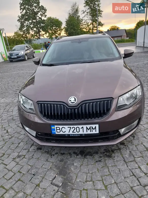Skoda Octavia 2015 VIN TMBJG7NE5F0165368 фото оголошення 10 з 90