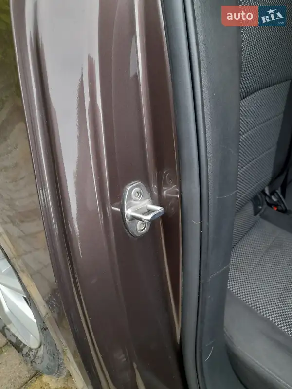 Skoda Octavia 2015 VIN TMBJG7NE5F0165368 фото оголошення 17 з 90