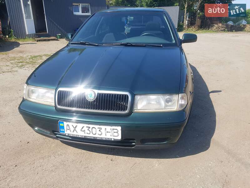 Лифтбек Skoda Octavia 1998 в Люботине