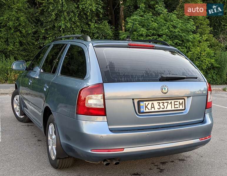 Універсал Skoda Octavia 2011 в Дніпрі