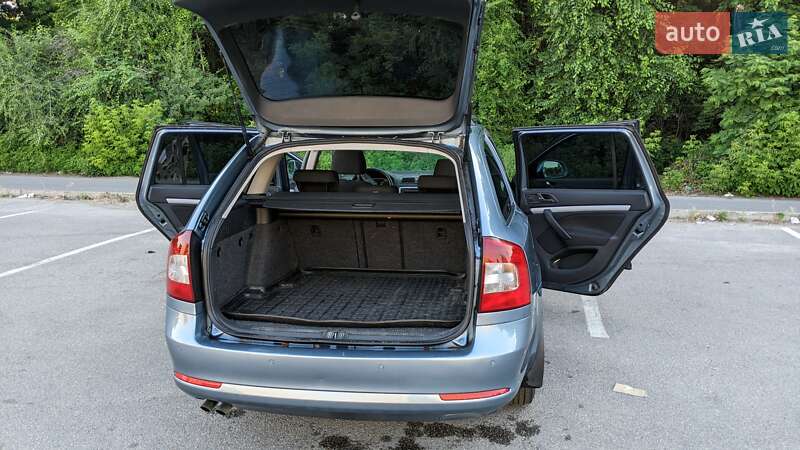 Універсал Skoda Octavia 2011 в Дніпрі
