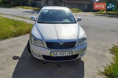 Лифтбек Skoda Octavia 2009 в 