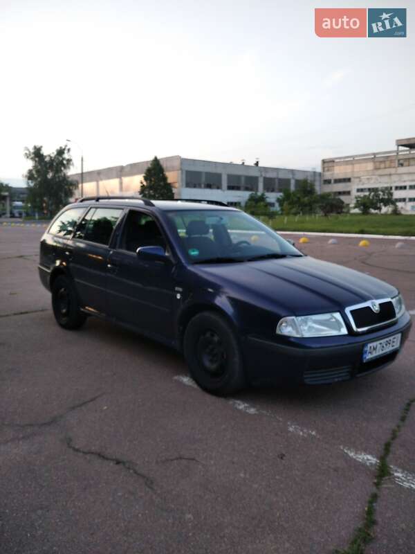 Універсал Skoda Octavia 2004 в Коростишеві