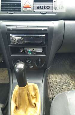 Лифтбек Skoda Octavia 2008 в 
