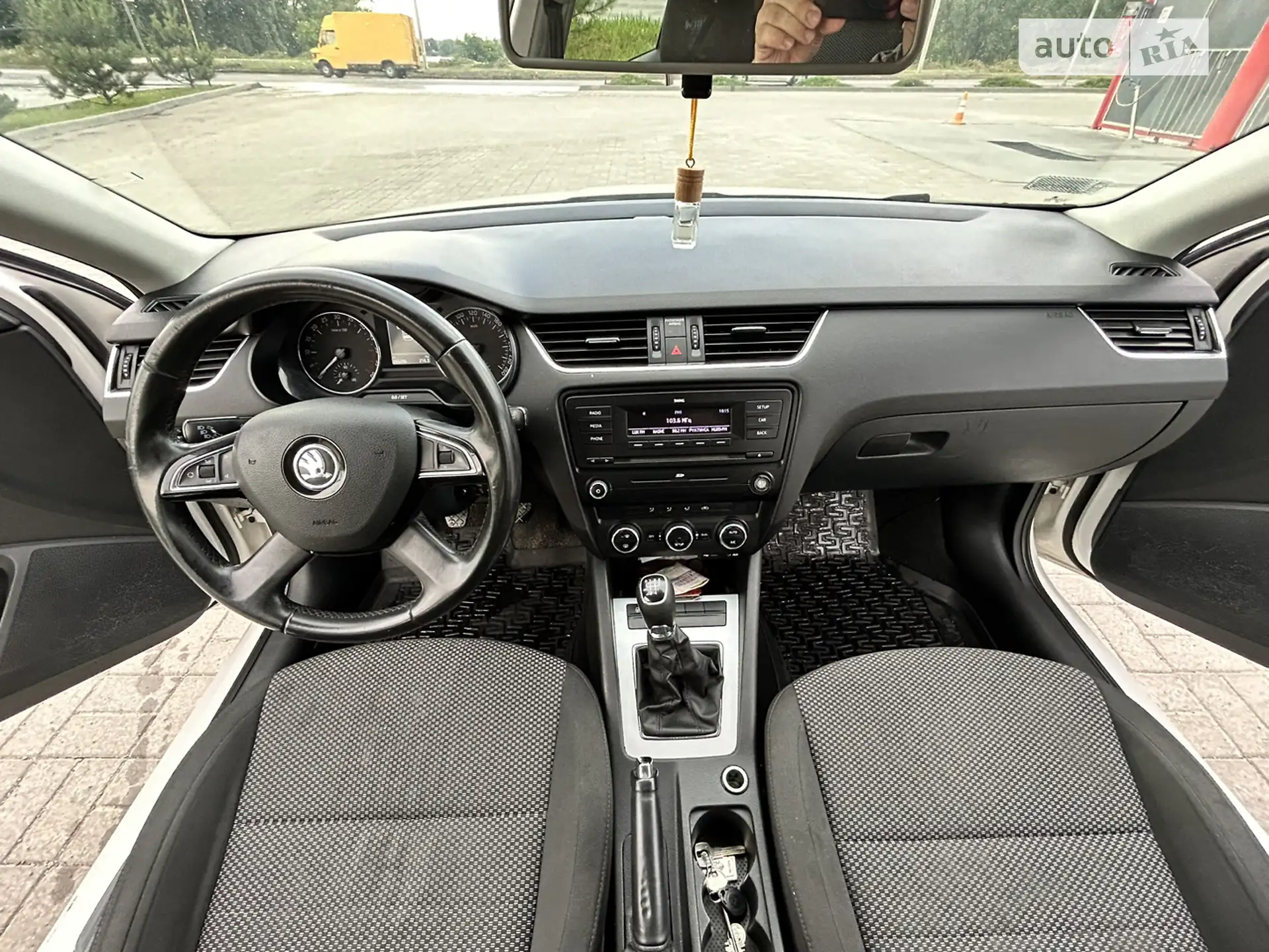 2013 Skoda Octavia - мініатюра 18