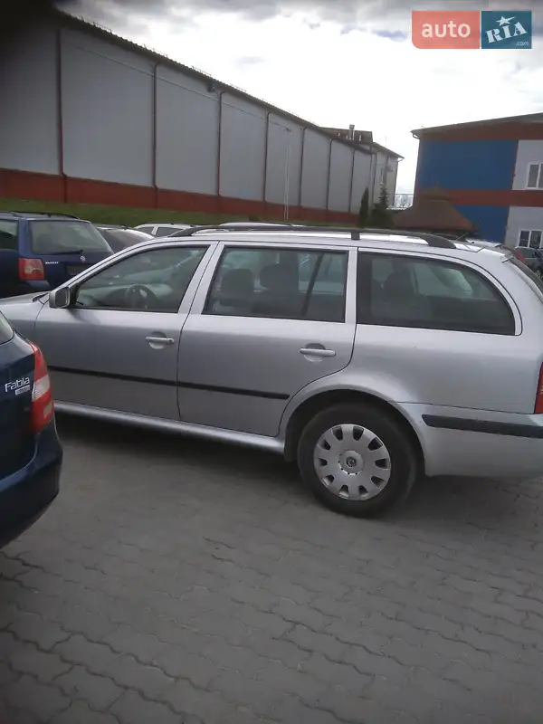 Skoda Octavia 2009 VIN TMBJS41U4A8829602 фото оголошення 5 з 43