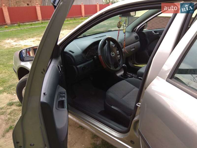 Лифтбек Skoda Octavia 2008 в Болехове