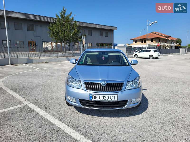 Ліфтбек Skoda Octavia 2009 в Дубні