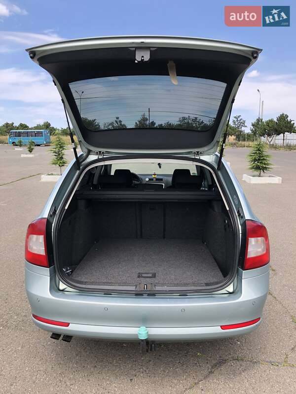 Універсал Skoda Octavia 2009 в Одесі