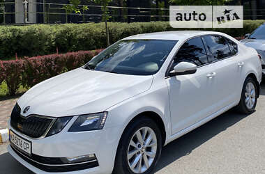 Лифтбек Skoda Octavia 2017 в 