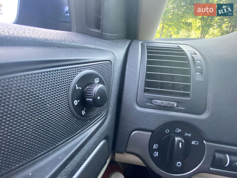 Универсал Skoda Octavia 2006 в Ровно