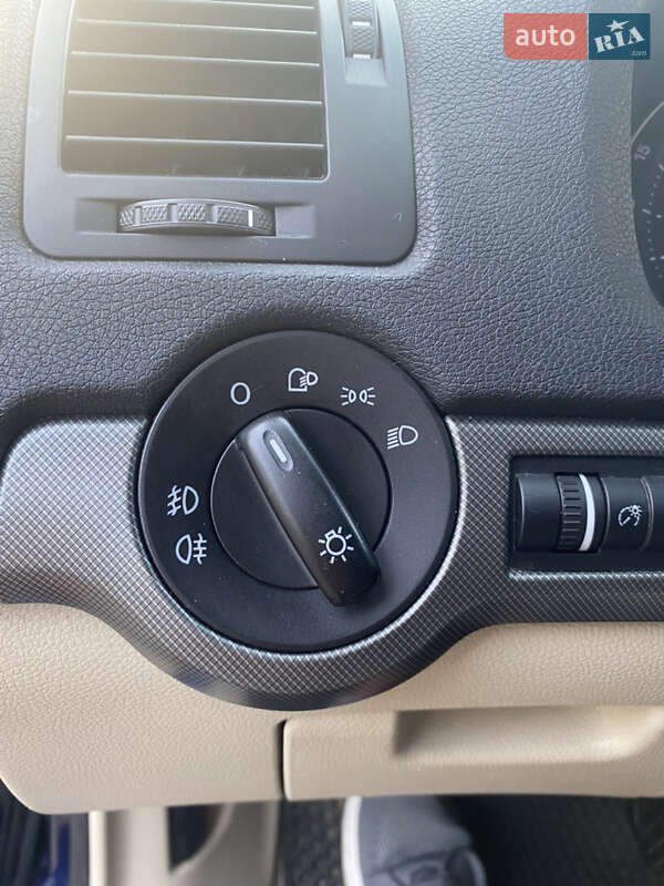 Универсал Skoda Octavia 2006 в Ровно