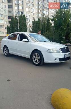 Лифтбек Skoda Octavia 2006 в 