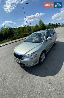 Универсал Skoda Octavia 2009 в 