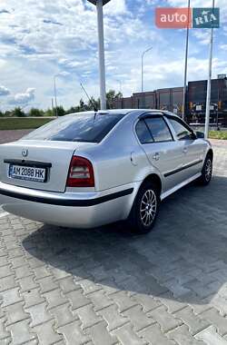 Ліфтбек Skoda Octavia 2003 в Житомирі