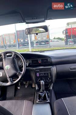 Ліфтбек Skoda Octavia 2003 в Житомирі