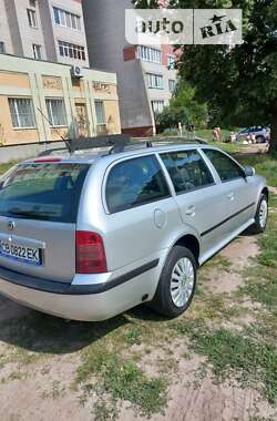 Универсал Skoda Octavia 2001 в Чернигове