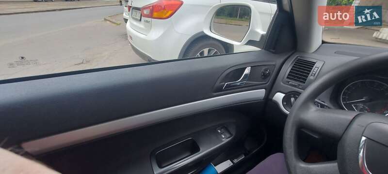 Універсал Skoda Octavia 2010 в Кривому Розі