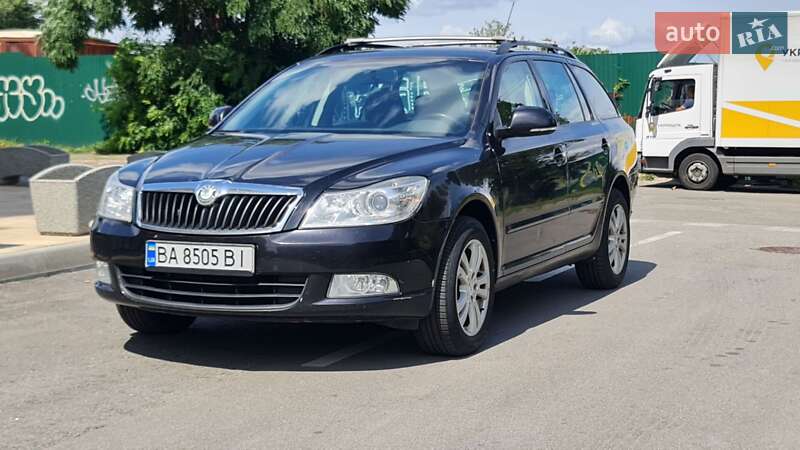 Универсал Skoda Octavia 2010 в 