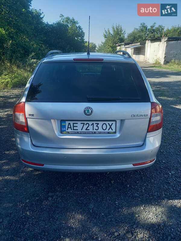Універсал Skoda Octavia 2010 в Кривому Розі