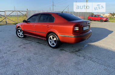 Лифтбек Skoda Octavia 2001 в Львове