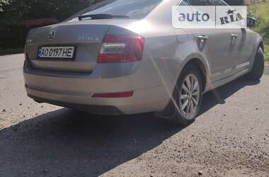 Ліфтбек Skoda Octavia 2013 в Хусті