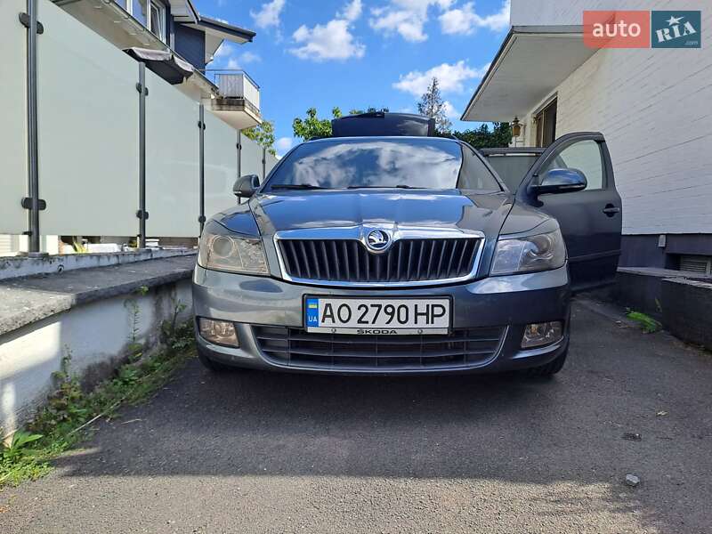 Универсал Skoda Octavia 2011 в Виноградове