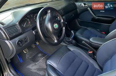 Лифтбек Skoda Octavia 2005 в 