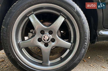 Лифтбек Skoda Octavia 2005 в 