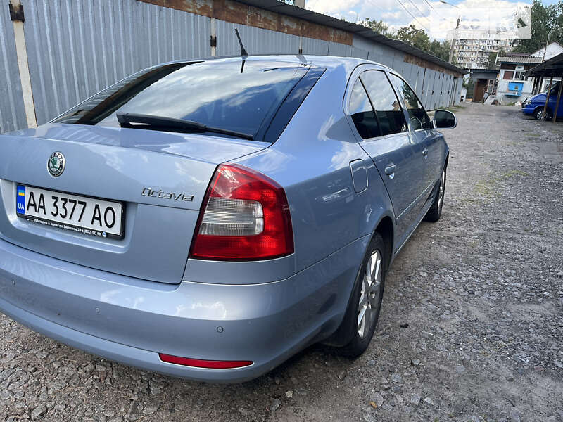 Ліфтбек Skoda Octavia 2010 в Києві