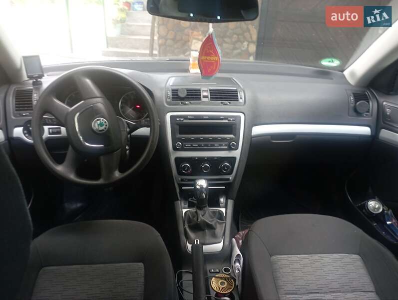 Универсал Skoda Octavia 2010 в Иршаве