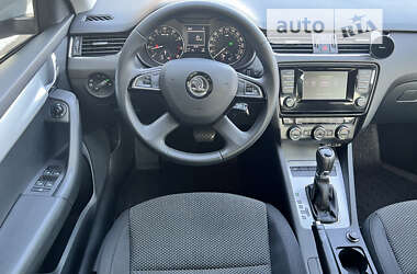 Лифтбек Skoda Octavia 2013 в 
