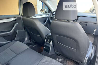 Лифтбек Skoda Octavia 2013 в 