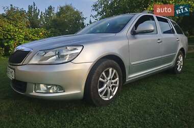 Универсал Skoda Octavia 2010 в 