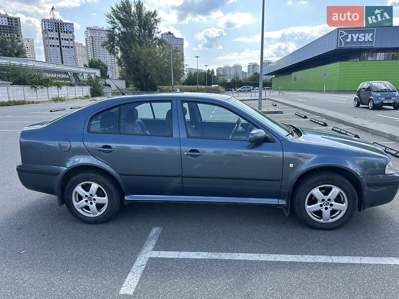 Лифтбек Skoda Octavia 2005 в Киеве