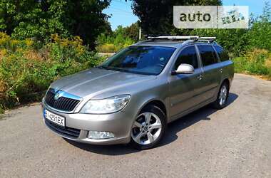 Универсал Skoda Octavia 2011 в Полтаве