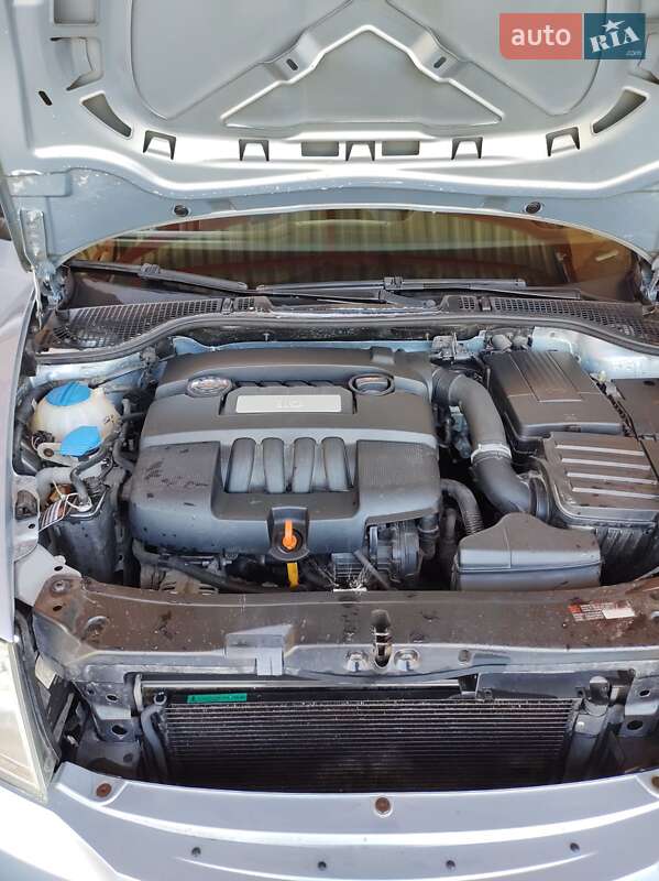 Універсал Skoda Octavia 2009 в Тростянці