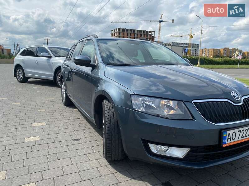 Універсал Skoda Octavia 2016 в Ужгороді